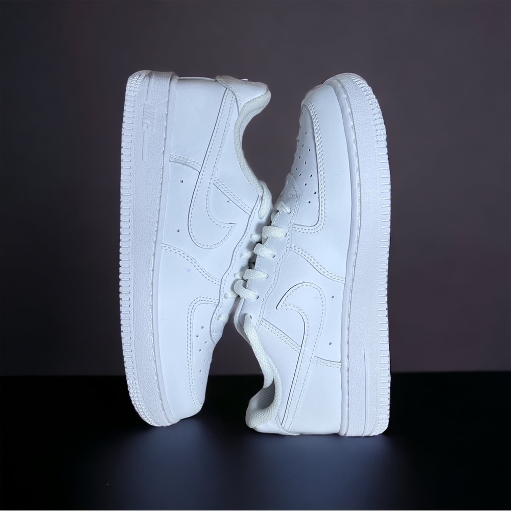 All White Air Force 1 Low